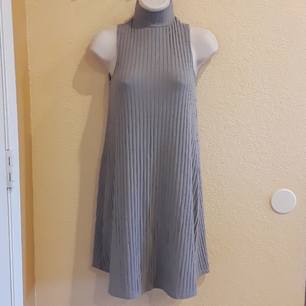 WET SEAL taupe dress